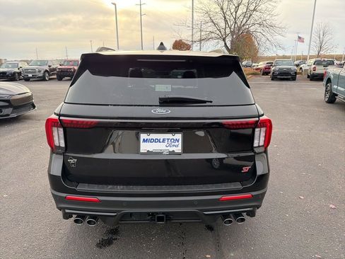 New 2026 Ford Explorer ST w/ Sun And Sound Package image 7