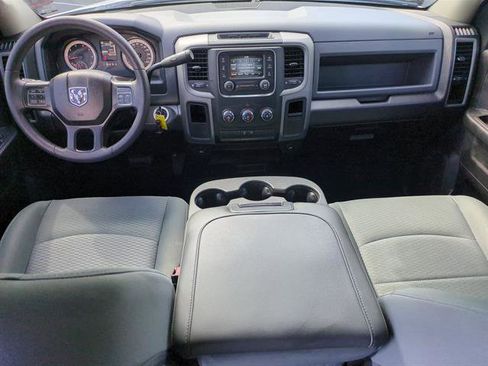 Used 2018 RAM 2500 Tradesman w/ Chrome Appearance Group image 14