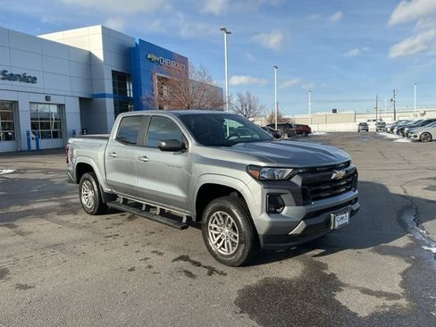 Used 2023 Chevrolet Colorado LT w/ LT Convenience Package image 1