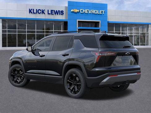 New 2026 Chevrolet Equinox LT w/ Convenience Package II AWD/4WD image 3