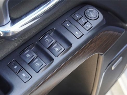 Used 2018 GMC Sierra 1500 Denali w/ Denali Ultimate Package image 22