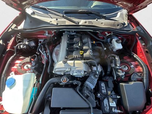 Used 2016 MAZDA MX-5 Miata Grand Touring RWD image 13