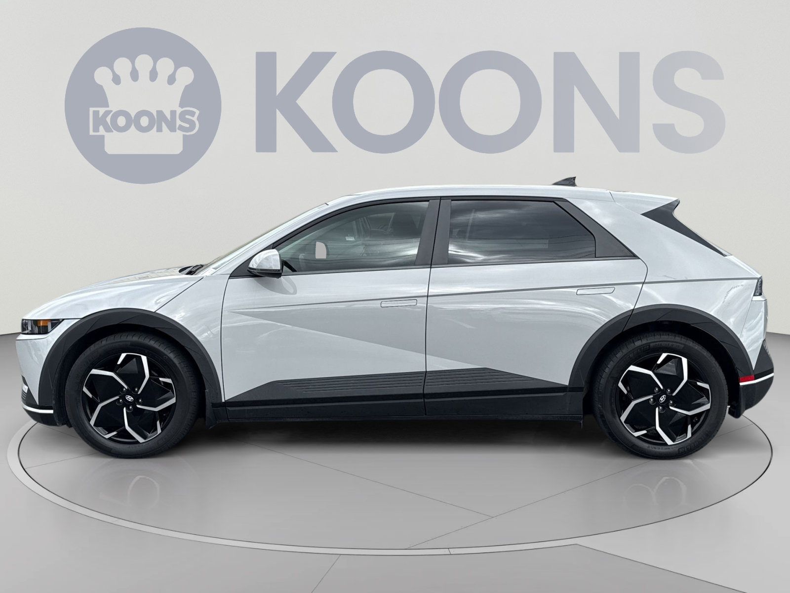 Certified 2024 Hyundai Ioniq 5 SEL RWD image 2