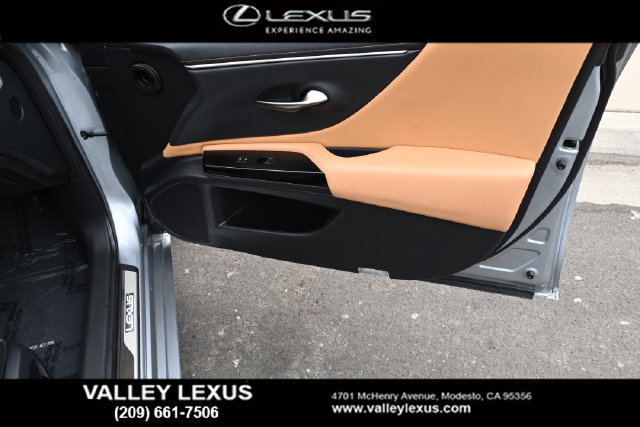 Certified 2025 Lexus ES 350 w/ Premium Package FWD image 19