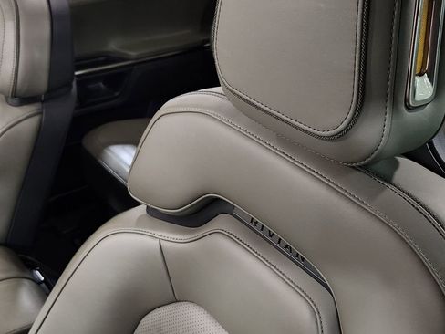 Used 2023 Rivian R1S Launch Edition image 22