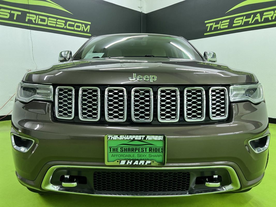 Used 2019 Jeep Grand Cherokee Overland AWD/4WD image 3