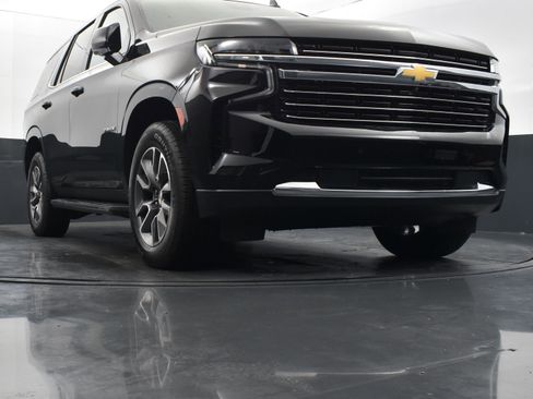 Used 2024 Chevrolet Tahoe LT w/ Luxury Package image 42