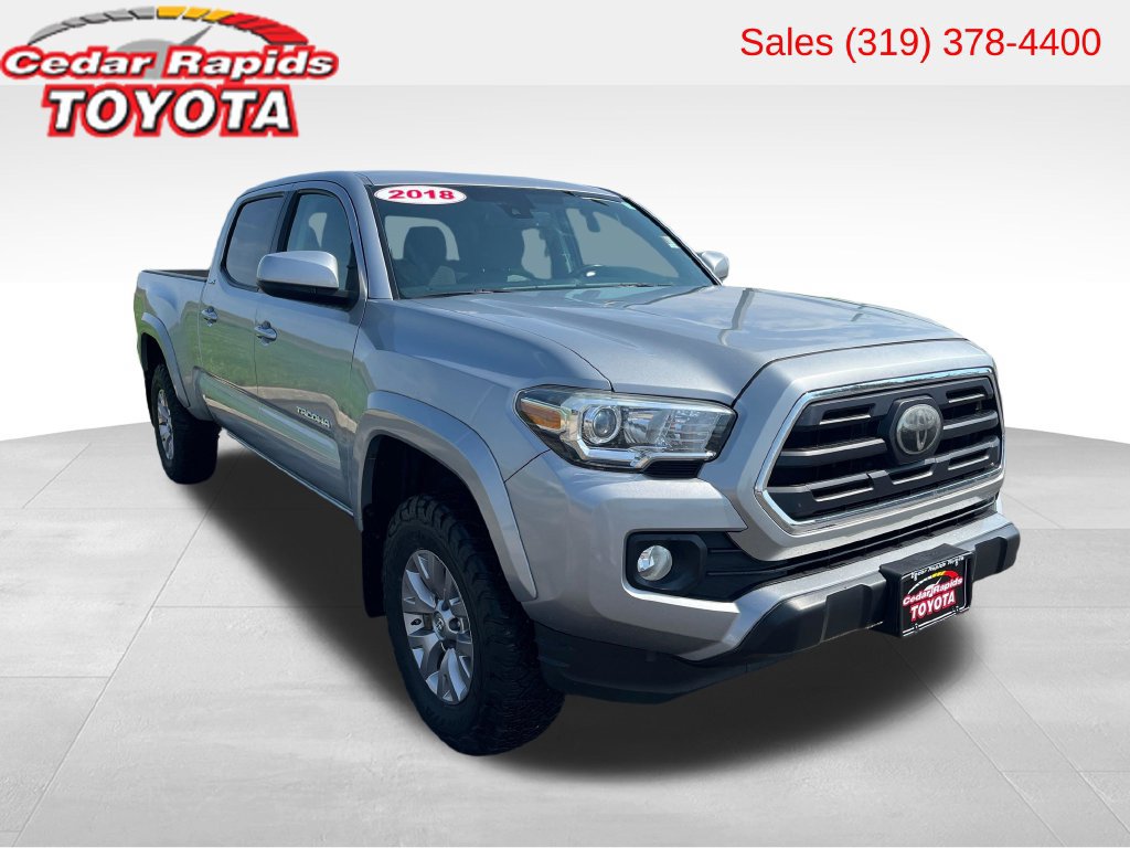 Used 2018 Toyota Tacoma SR5 w/ Four Season Floor Mat Package AWD/4WD image 10
