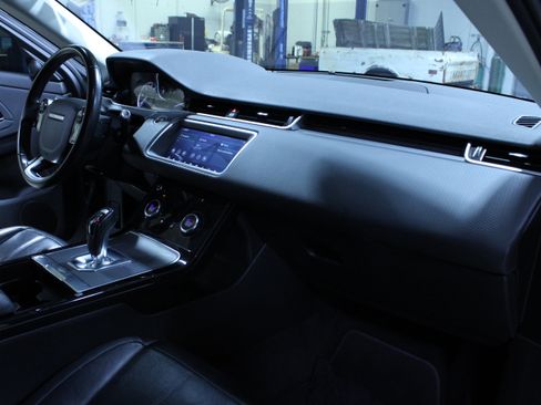 Used 2020 Land Rover Range Rover Evoque S image 28