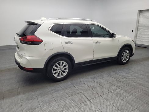 Used 2017 Nissan Rogue SV w/ SV Premium Package image 10
