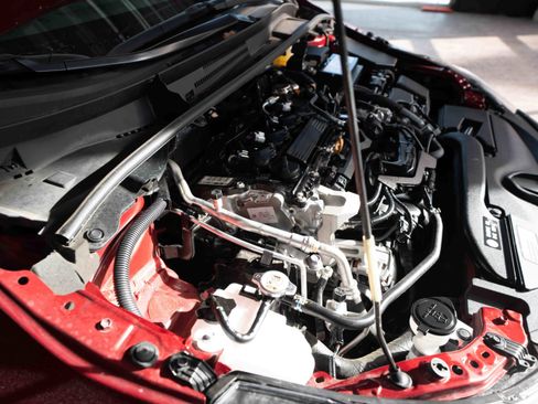 Used 2024 Toyota Corolla SE image 31