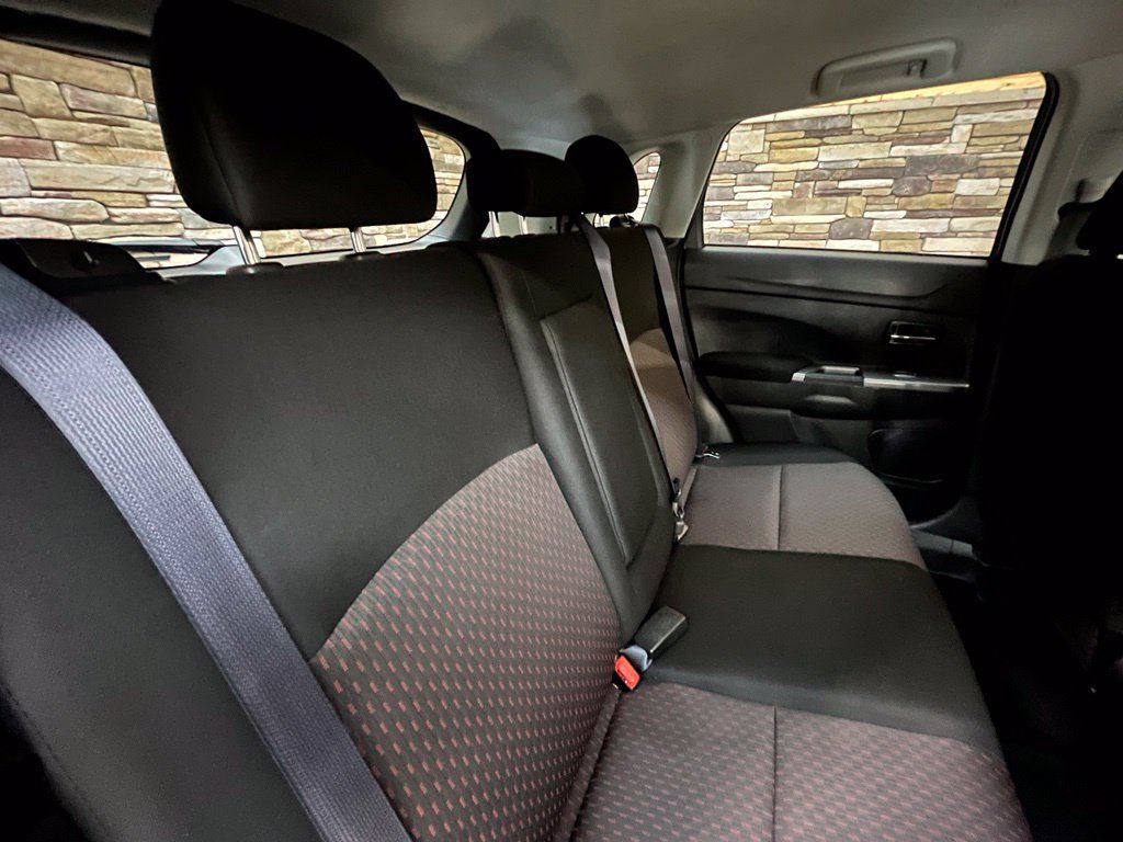 Used 2019 Mitsubishi Outlander Sport ES AWD/4WD image 44