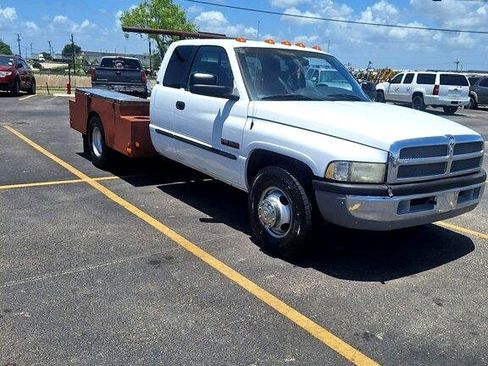 Used 2001 Dodge Ram 3500 Truck image 1