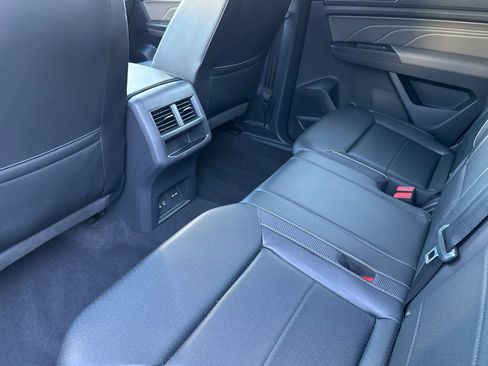 Used 2021 Volkswagen Atlas Cross Sport SEL R-Line image 13