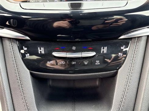 Certified 2024 Cadillac XT6 Premium Luxury w/ Platinum Package image 23