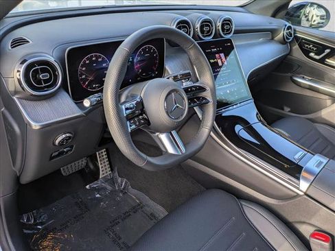 Used 2026 Mercedes-Benz GLC 300 4MATIC image 10