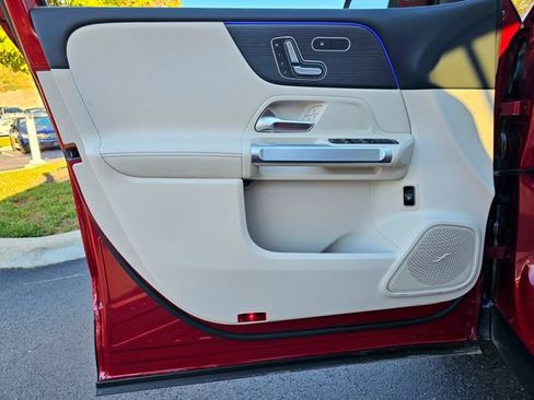 New 2026 Mercedes-Benz GLB 250 4MATIC image 20