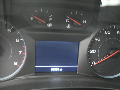Used 2021 Chevrolet Traverse LS FWD image 10