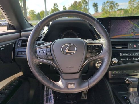 Used 2022 Lexus ES 350 F Sport image 18