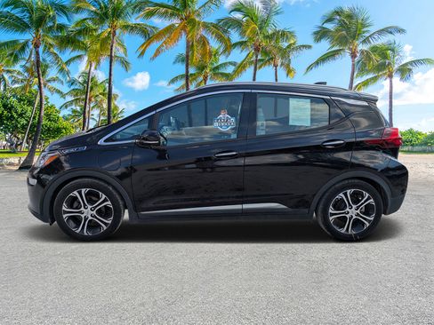 Used 2019 Chevrolet Bolt Premier w/ Infotainment Package image 6