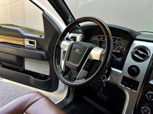 Used 2014 Ford F150 Platinum AWD/4WD image 28