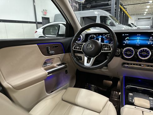 Certified 2023 Mercedes-Benz GLA 250 4MATIC image 24