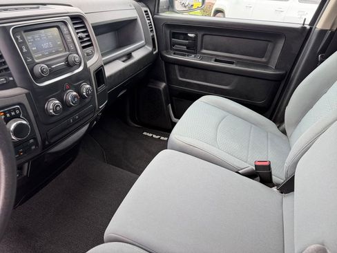 Certified 2019 RAM 1500 Express w/ Express Value Package AWD/4WD image 15