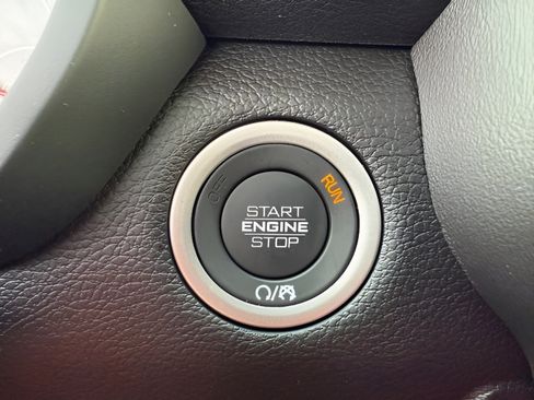 New 2026 RAM 3500 Big Horn AWD/4WD image 18