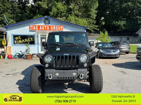 Used 2016 Jeep Wrangler Unlimited Sport w/ Max Tow Package AWD/4WD image 2