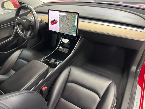 Used 2018 Tesla Model 3 Long Range image 23