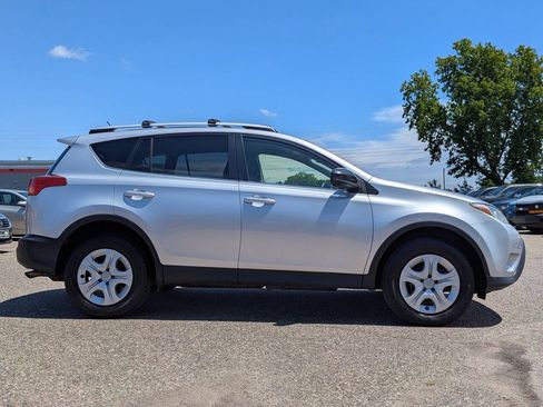 Used 2013 Toyota RAV4 LE AWD/4WD image 4