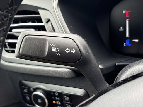 New 2026 Ford Escape SE image 25