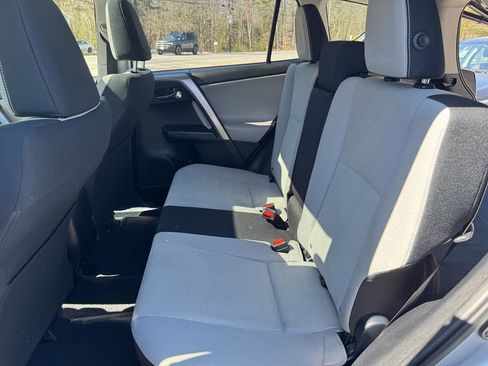 Used 2018 Toyota RAV4 XLE image 24