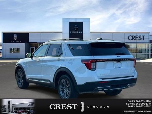 Used 2025 Ford Explorer Active w/ Active Comfort Package AWD/4WD image 4