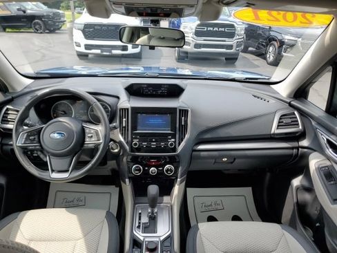 Used 2021 Subaru Forester Premium AWD/4WD image 17