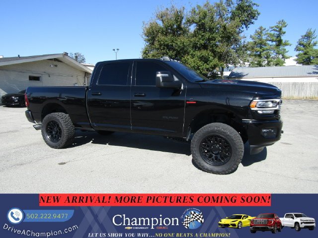 Used 2024 RAM 2500 Laramie w/ Night Edition AWD/4WD image 3