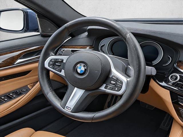 Used 2018 BMW M550i xDrive w/ Dynamic Handling Package AWD/4WD image 23