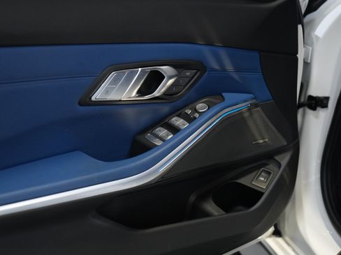 Used 2026 BMW M3 w/ Executive Package RWD image 23