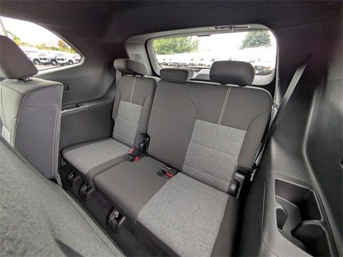 New 2026 GMC Acadia Elevation image 29