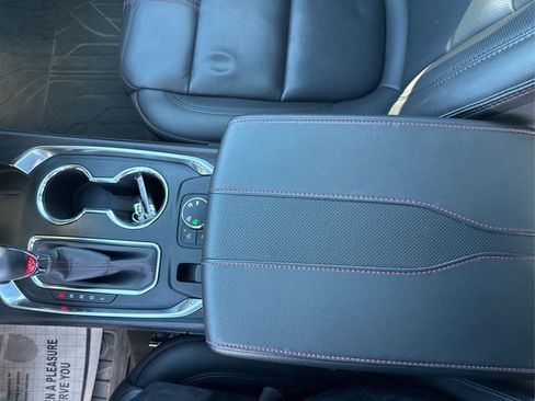 Used 2023 Chevrolet Traverse RS w/ LPO, Floor Liner Package AWD/4WD image 12