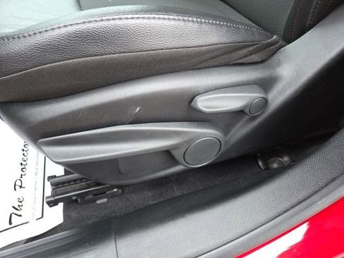 Used 2025 Jeep Compass Trailhawk image 40