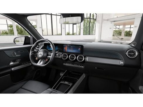 New 2026 Mercedes-Benz GLB 35 AMG 4MATIC image 6