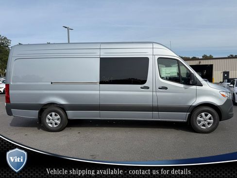 New 2025 Mercedes-Benz Sprinter 2500 image 9