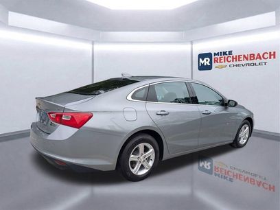 Used 2024 Chevrolet Malibu LT