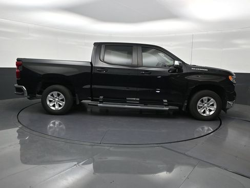Used 2023 Chevrolet Silverado 1500 LT RWD image 7