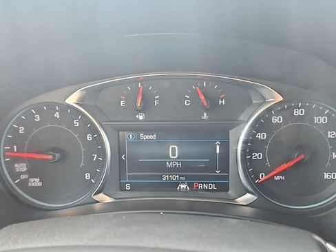 Used 2024 Chevrolet Equinox LT FWD image 15