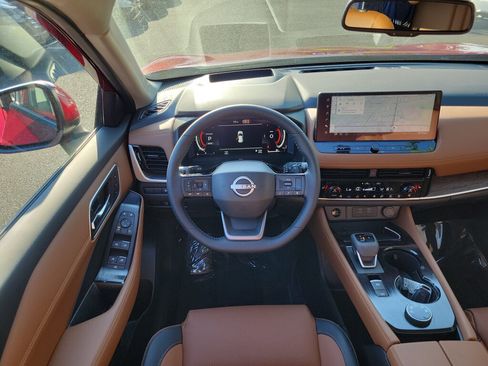New 2026 Nissan Rogue Platinum w/ Platinum Premium Package AWD/4WD image 12