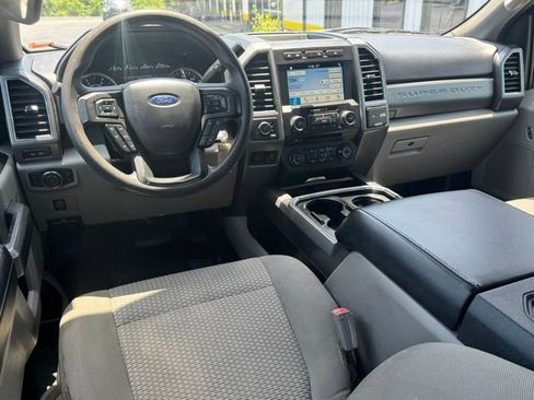 Used 2018 Ford F450 XLT w/ XLT Premium Package AWD/4WD image 7