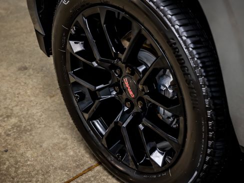 Used 2024 GMC Yukon XL Denali w/ Max Trailering Package image 14