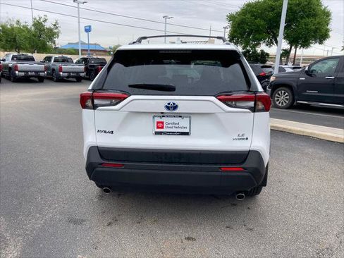 Certified 2024 Toyota RAV4 LE AWD/4WD image 6